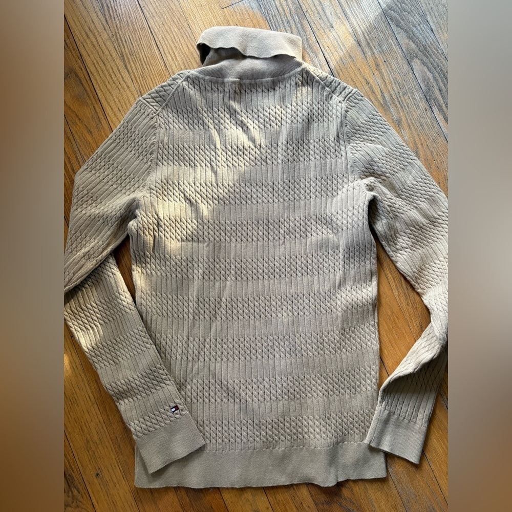 Tommy Hilfiger turtleneck - Picture 6 of 7